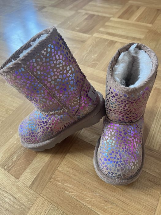 Оргінальні UGG уггі на дівчинку, 23,5 розмір