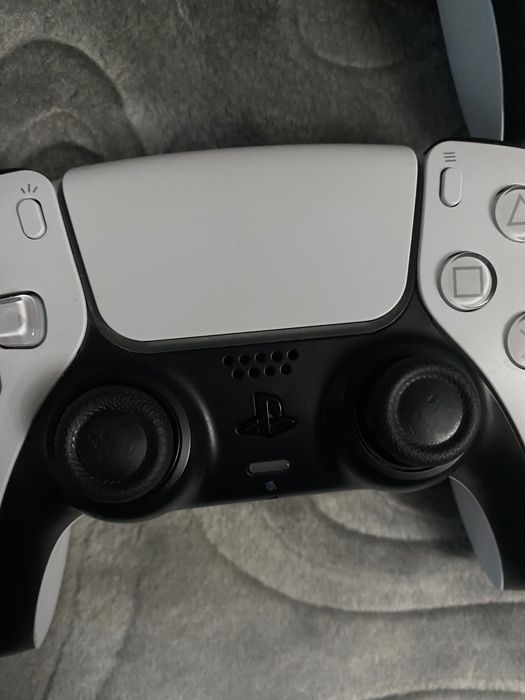 PS5 в комплекті 2 Dualsense