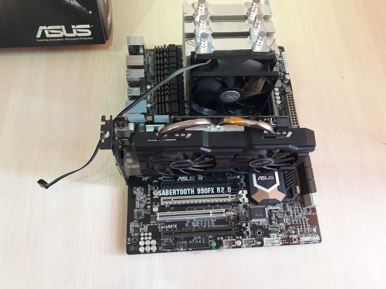Комплект ASUS материнская плата, видеокарта, процессор AMD.