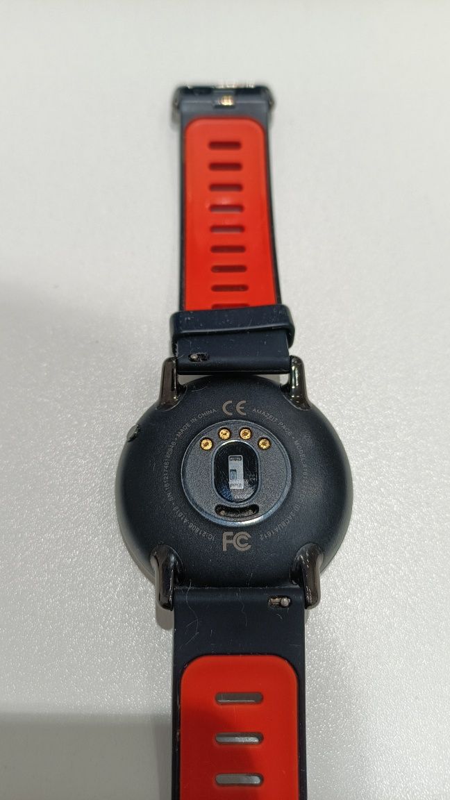 Часы Amazfit Pace