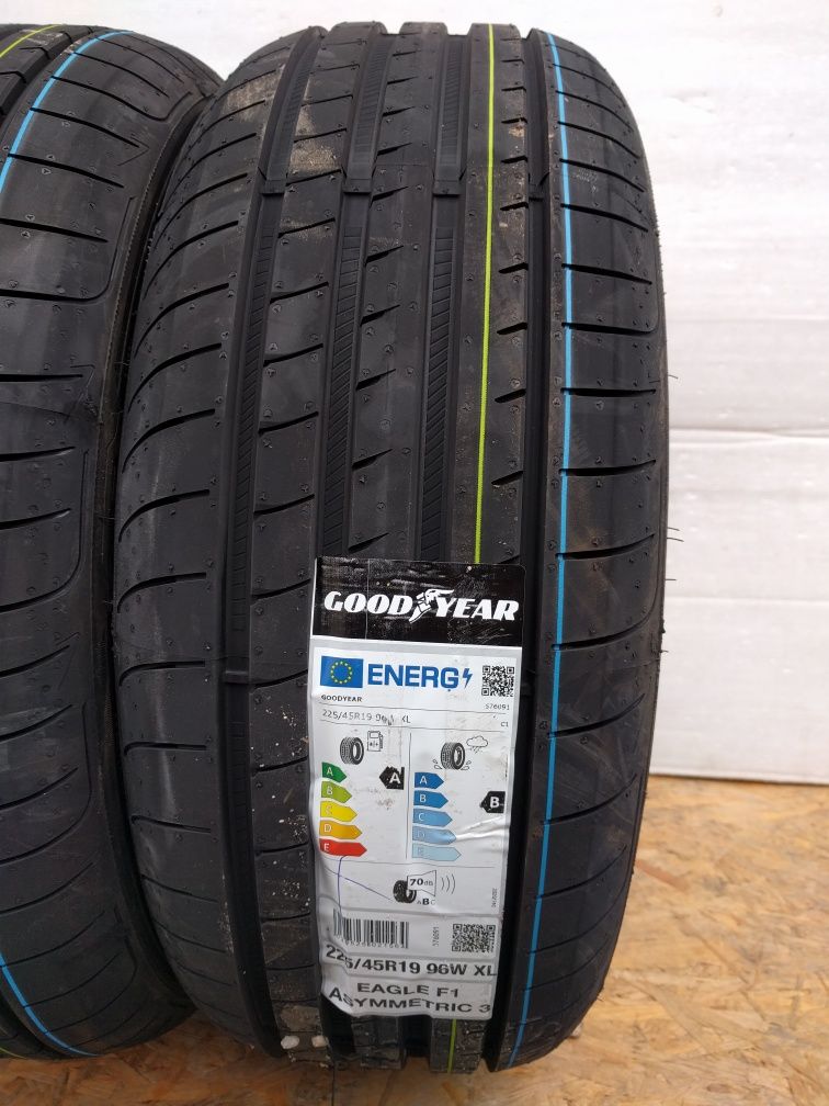 225/45R19 96W Goodyear Eagle F1 Asymmetric 3 * NOWE LATO