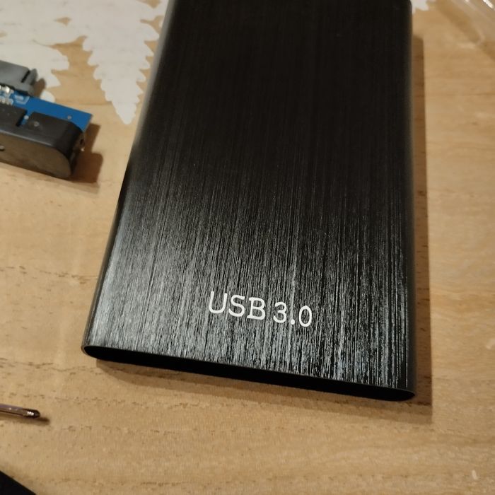 Akcesoria do komputera na USB i Sata nowe