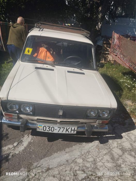 ВАЗ 2106 1991 року випуску з причепом