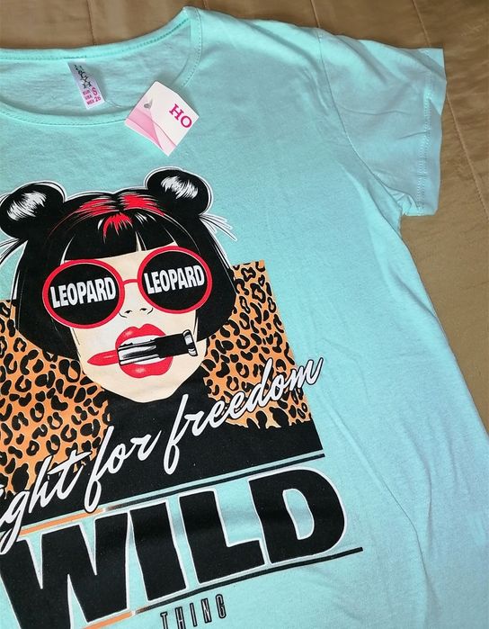 T-shirts de Senhora - Tamanho S (NOVAS)