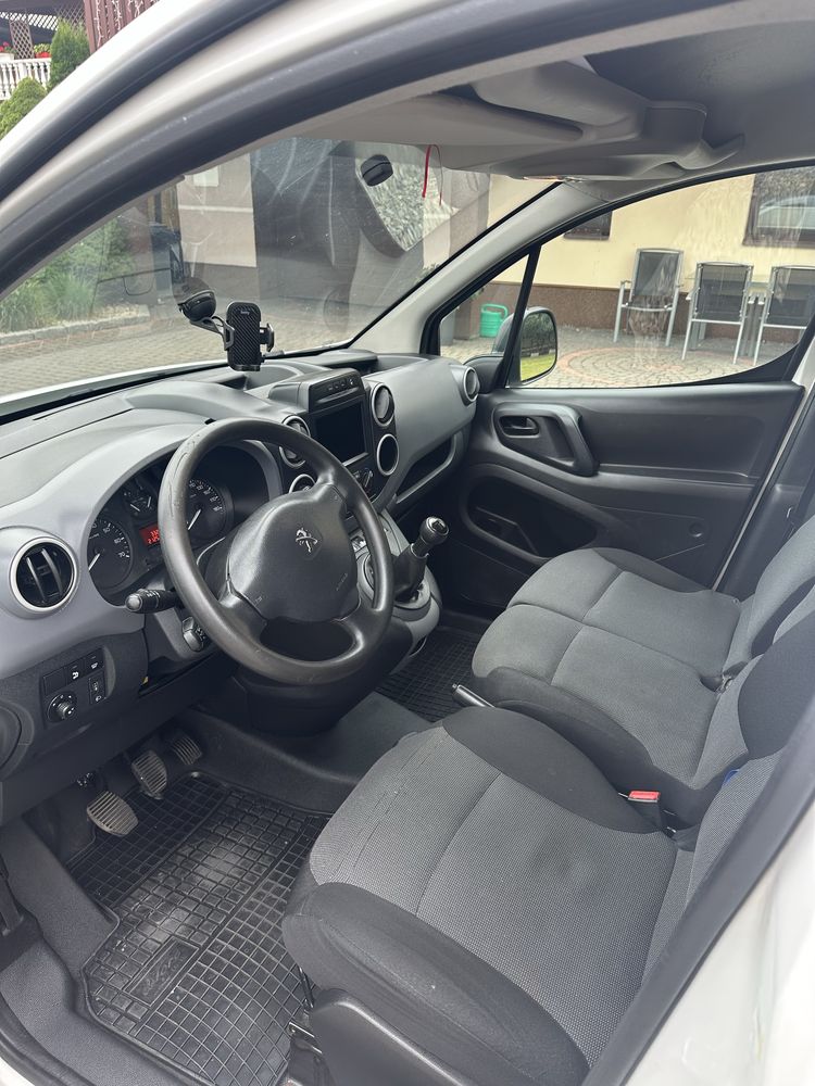 Peugeot partner 1.6 blue hdi 2017 L2 long