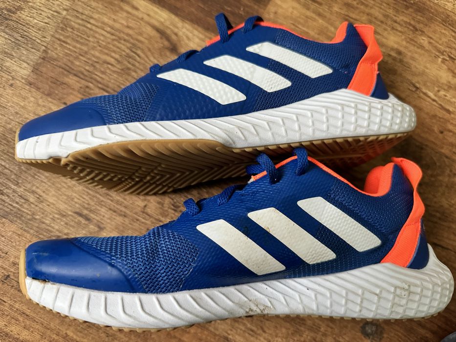 Кроссовки Адидас для ребенка, состояние новых