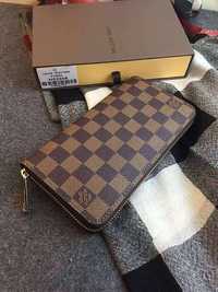 Кошелёк Louis Vuitton Zippy Damier Ebene