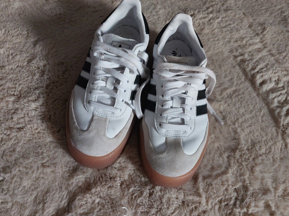 Tenis Adidas Sambae