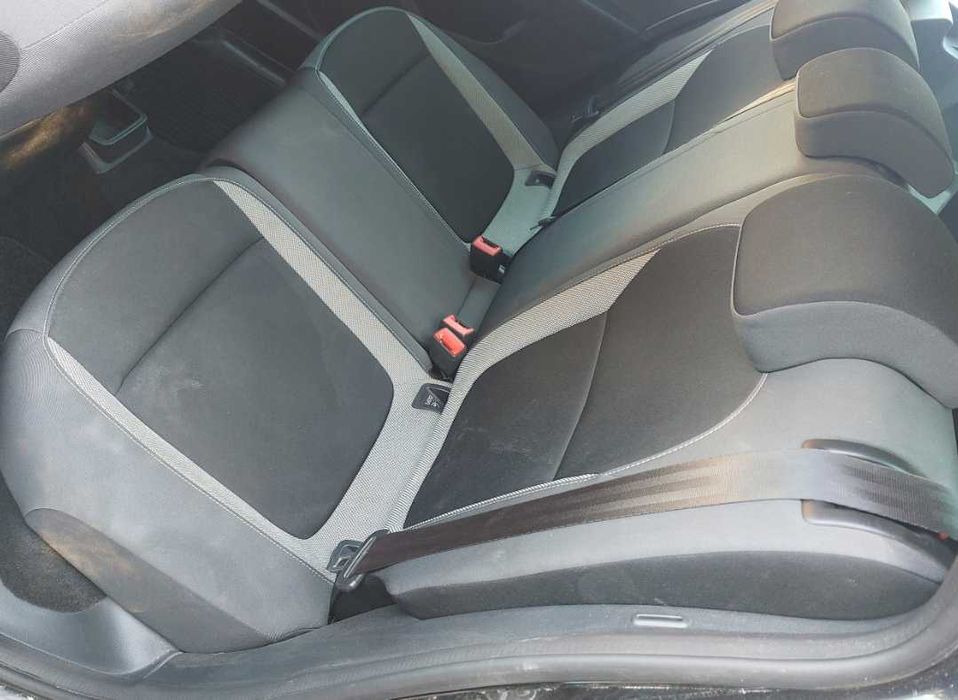 Skoda Fabia III Kombi Fotel Fotele Kanapa Komplet