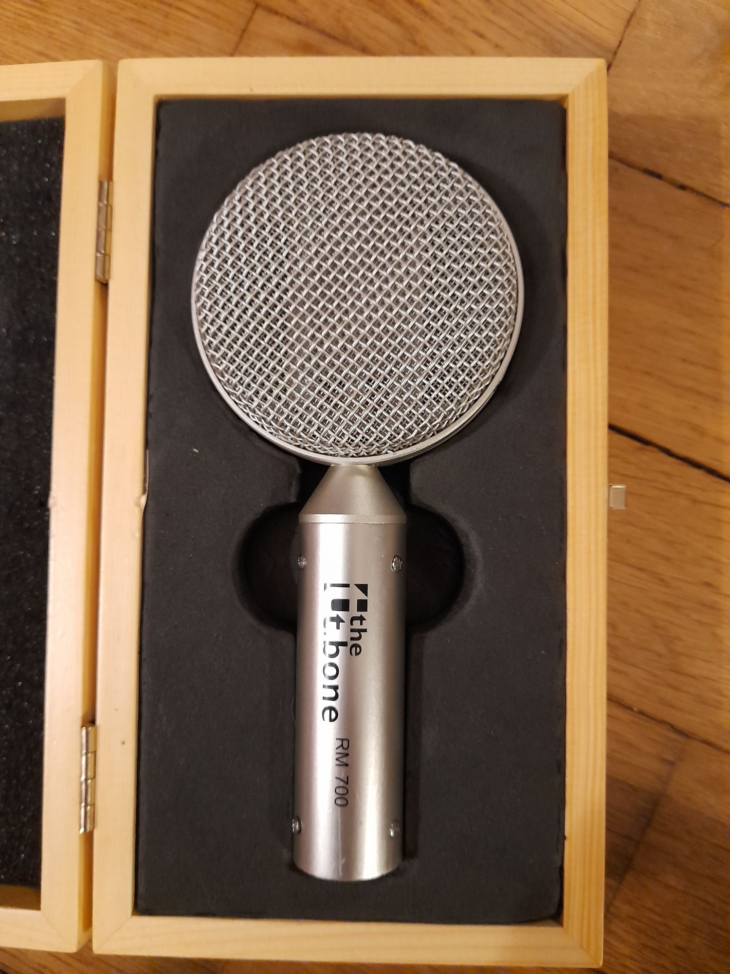 Mikrofon wstęgowy t.bone RM 700