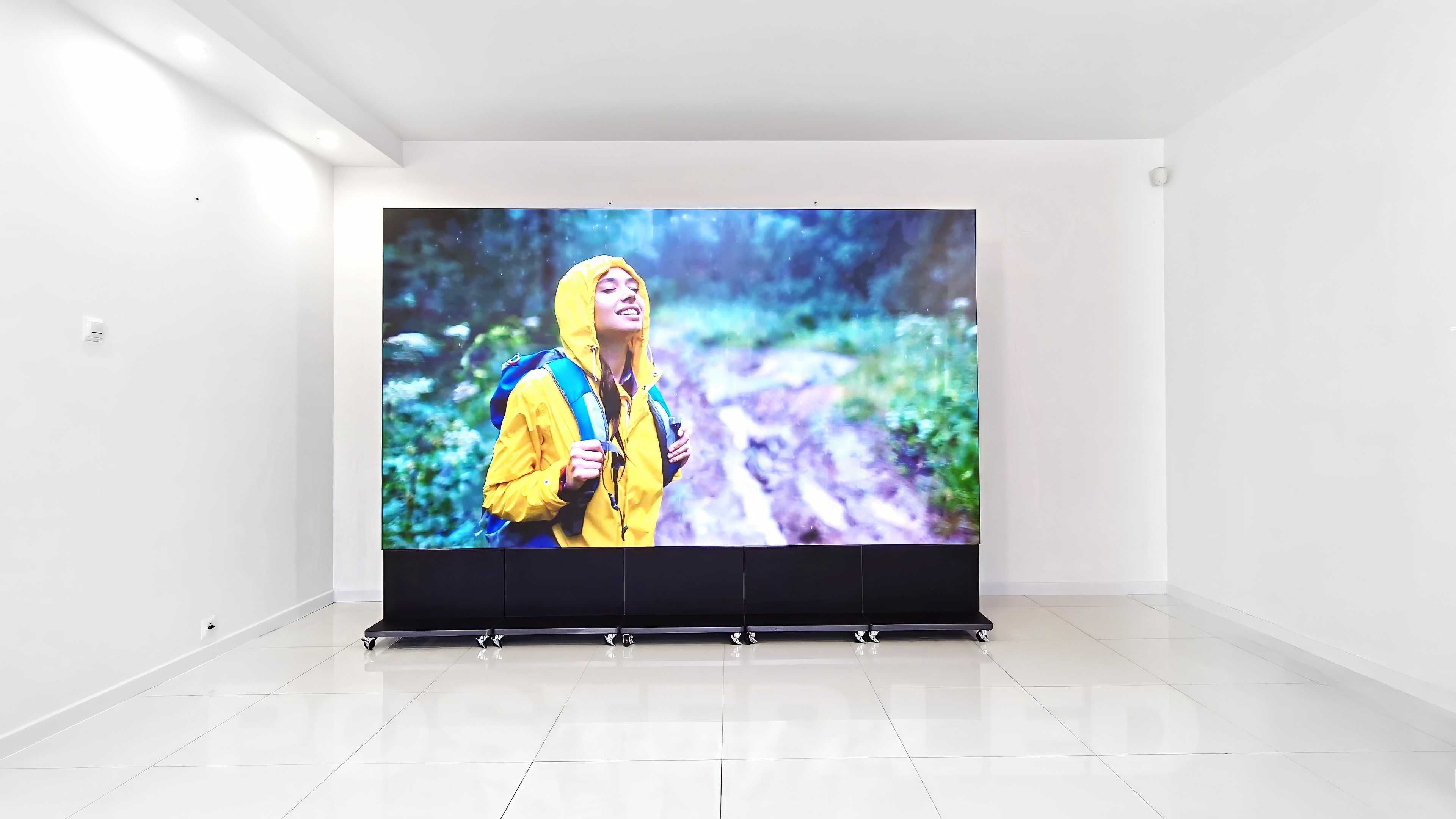 Modułowy ekran LED poster Hikvision p1.5 HOB DS-D4215MI-070H(B)