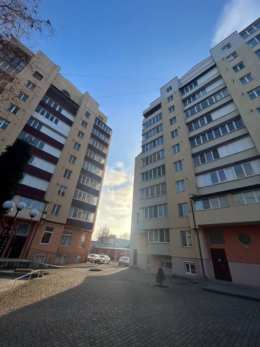 Продам 2-х рівневу квартиру з чудовим плануванням у новому будинку