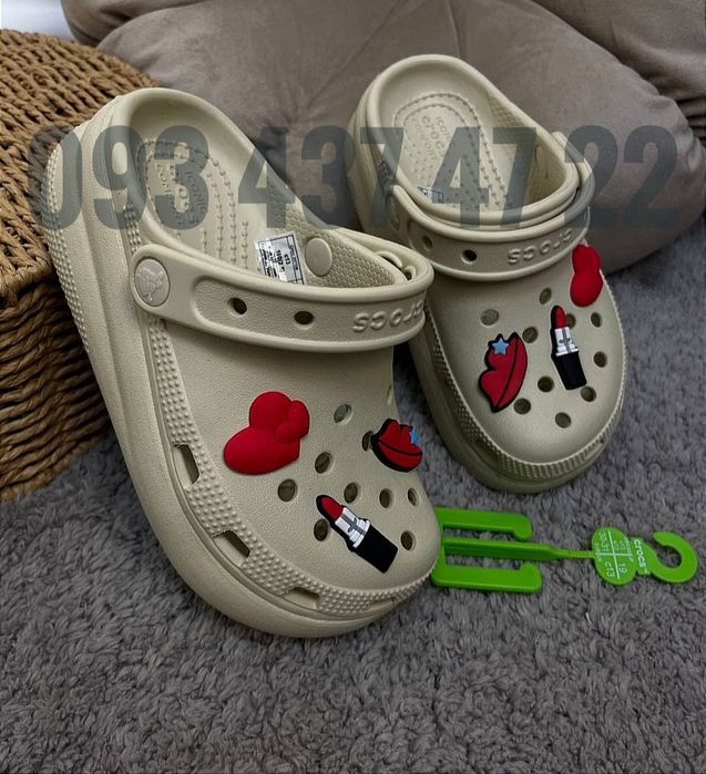 Дитячі Крокси Сабо на Платформі Classic Cutie Clog Crocs на Платформі