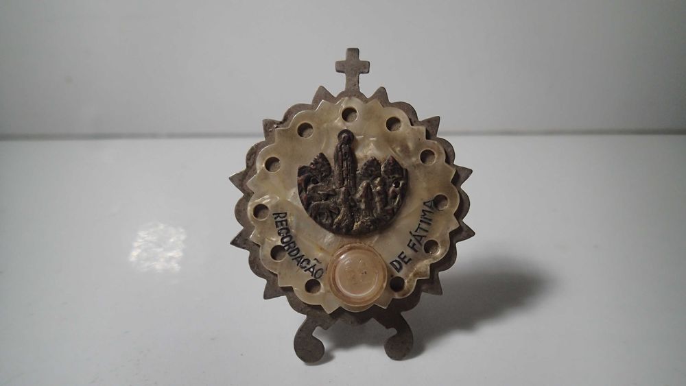 Pequenas molduras religiosas