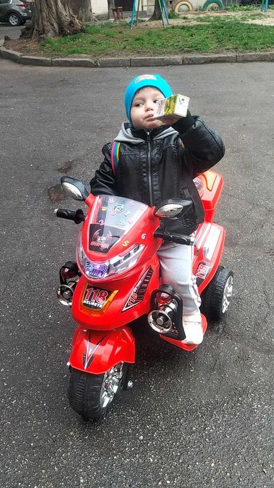 Мотоцикл електро дитячий