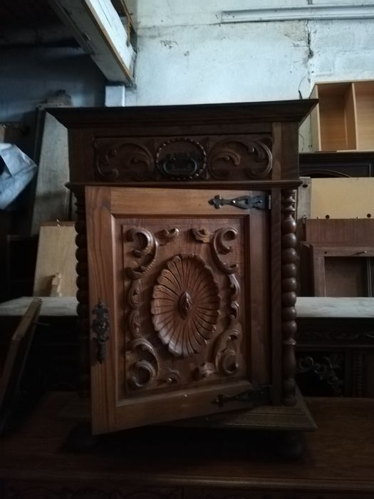 Vendo Conjunto de Móveis Diversos à Melhor Oferta