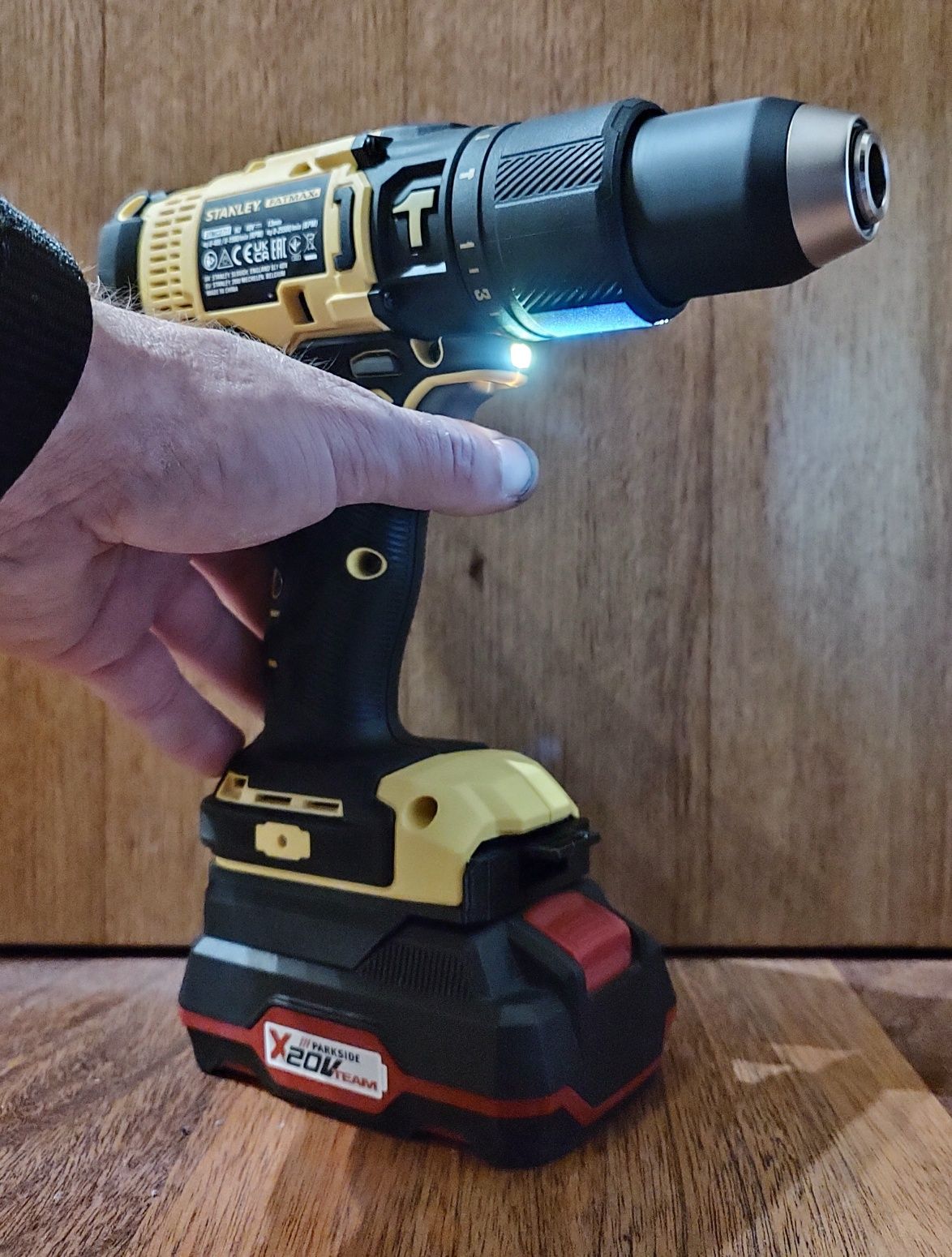 Adapter Stanley Fatmax V20 na baterie Parkside X20V Team