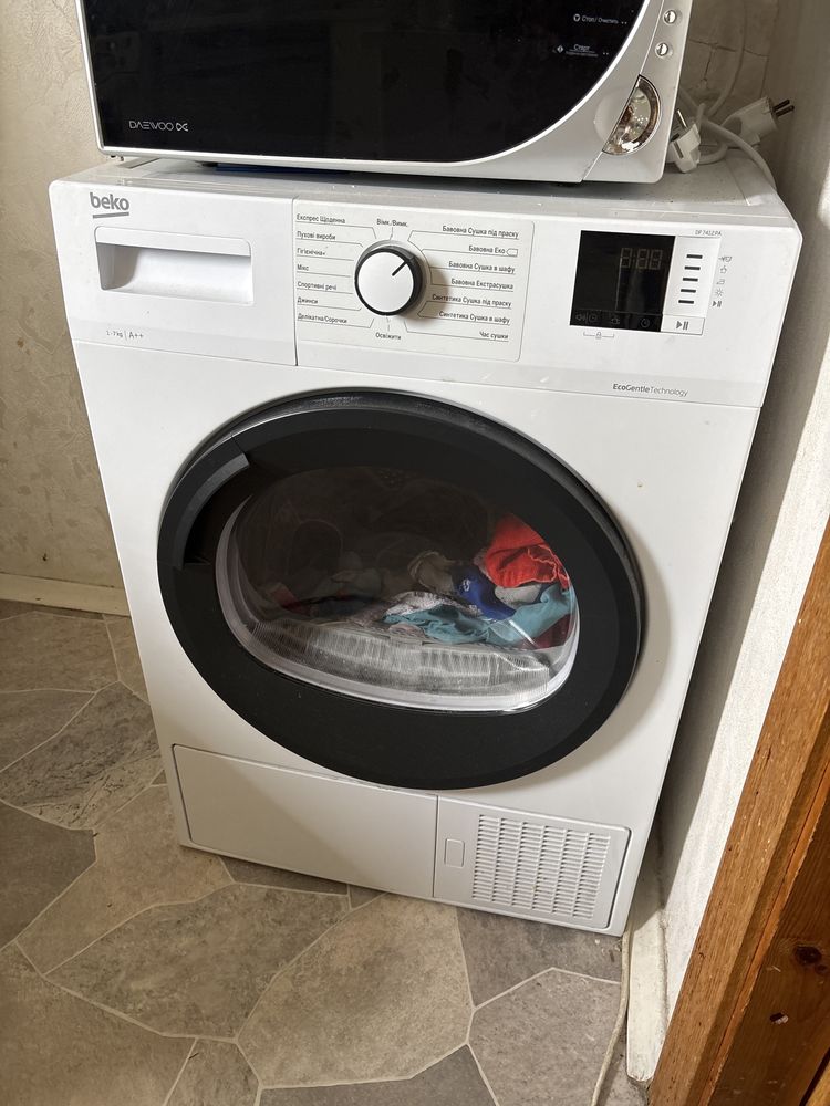 Сушильна машина Beko df7412pa