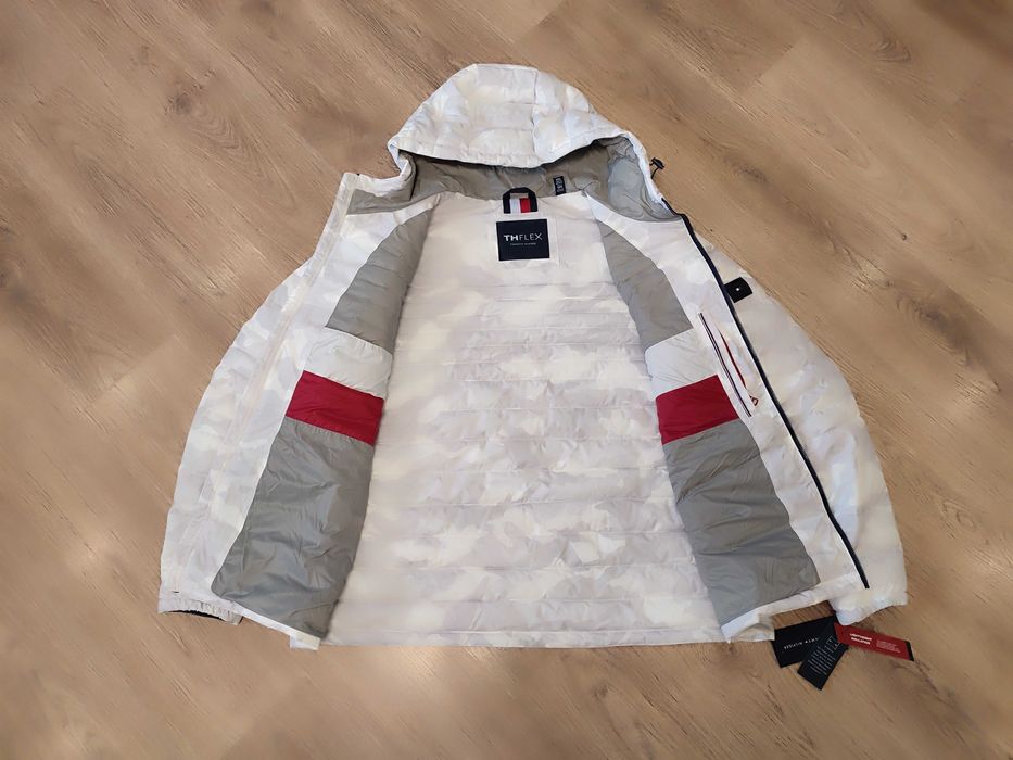 Tommy Hilfiger Куртка демісезонна Сіра оригінал розмір XXL