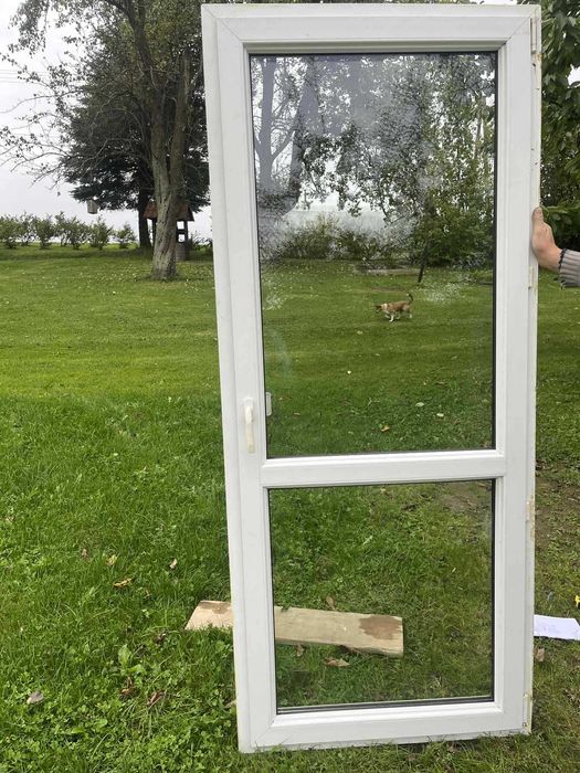 Sprzedam używane okna po wymianie (w bardzo dobrym stanie)