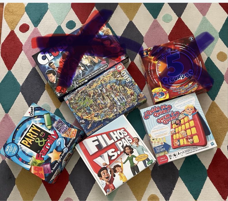 Jogos infanto-juvenis diversos em ótimo estado.