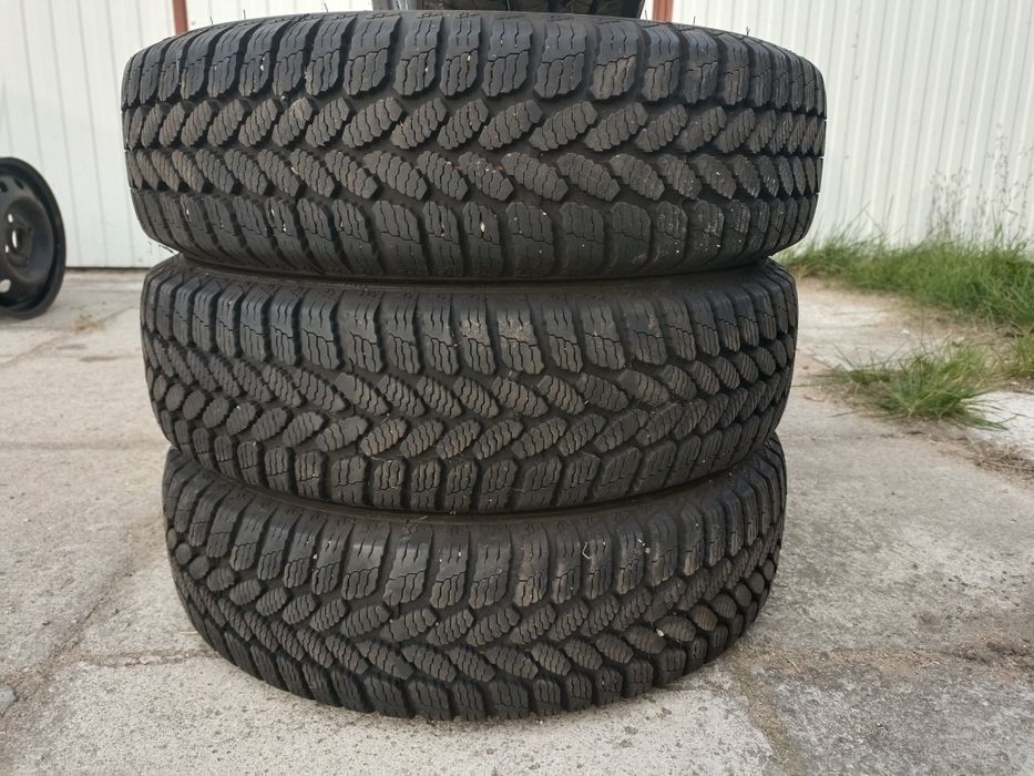 Opony Zimowe 155/70 R13 Stan BDB.
