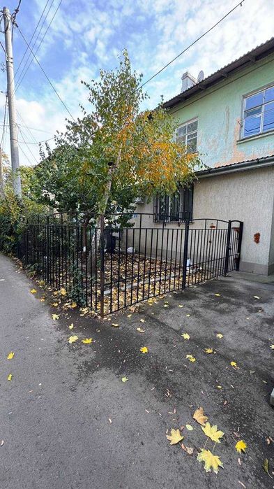 Адмиральский проспект 2-х комнатная 110 кв м с подвалом