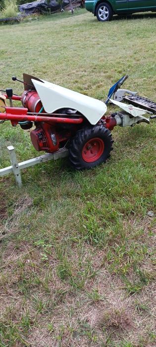 Kosiarka listwowa MF 70