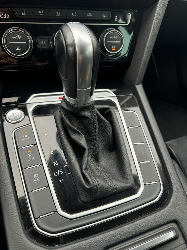 Passat B8 240 KM Polski salon R-Line 4x4 Hak automatyczny FV23%