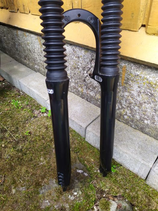 Rock Shox JETT RACE amortyzator przedni 26'' 75mm Alu Polecam