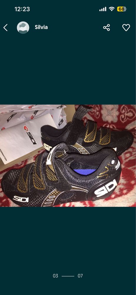 Sapatilhas Sidi preto e dourado