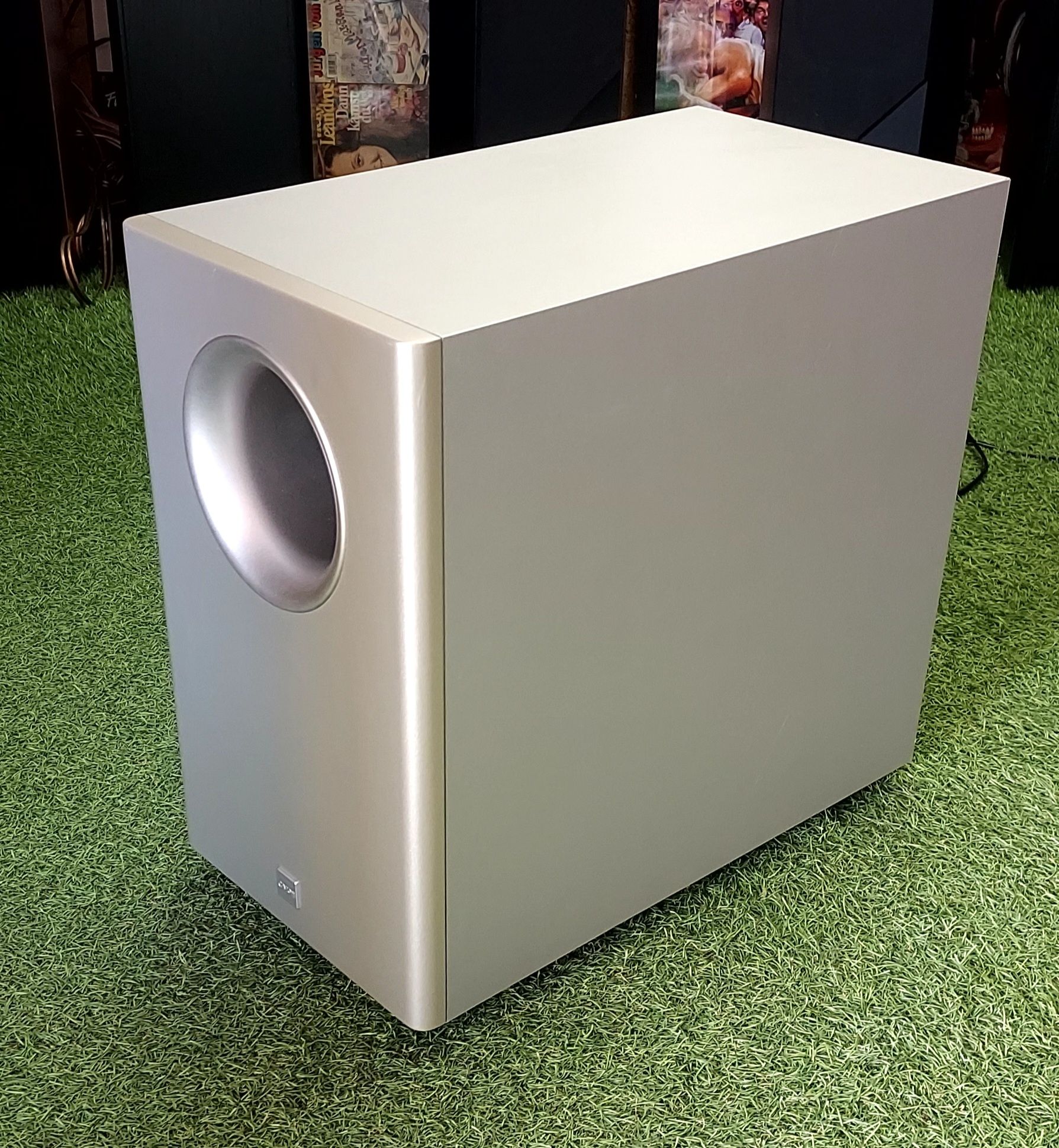 Subwoofer aktywny Canton CD-1SC