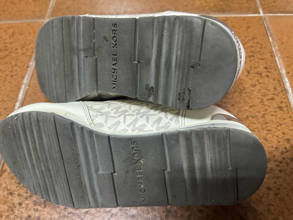 Sapatilhas Michael Kors 37