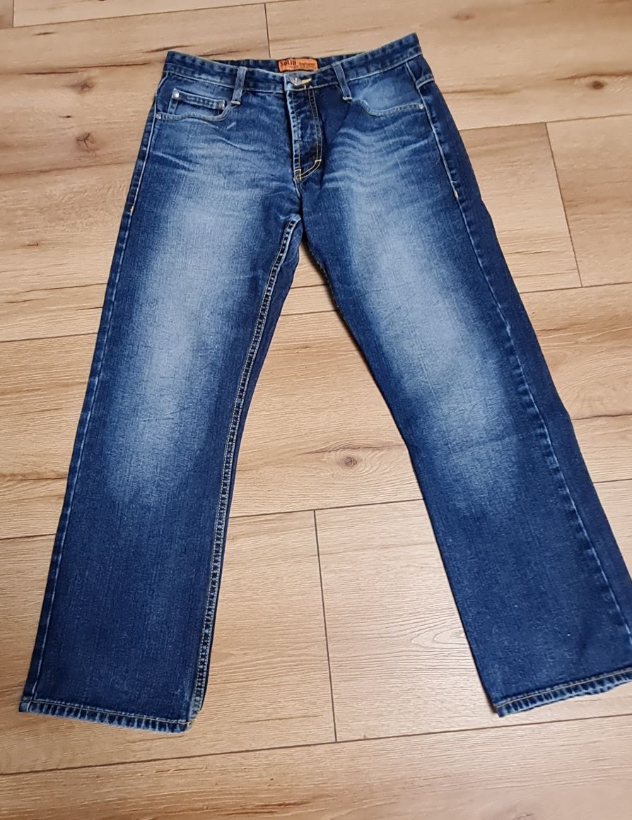 Spodnie jeansowe 32/30 na guziki