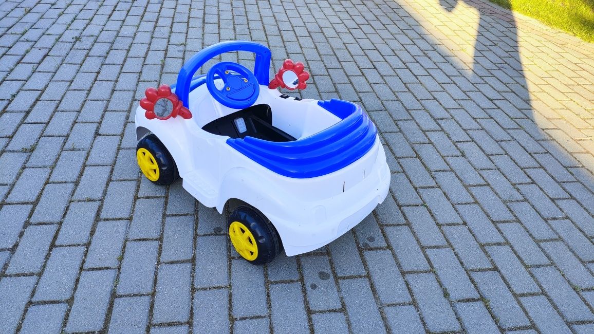 Samochód elektryczny dla dziecka