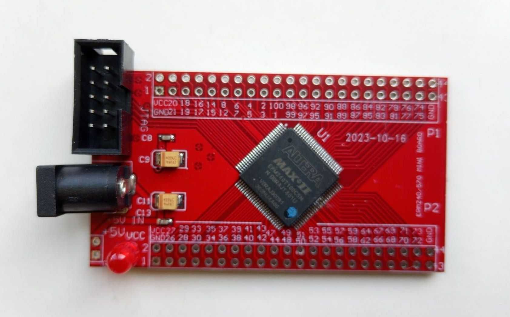 FPGA ПЛИС Altera CPLD MAX II EPM240T100I5 240 LE TQFP-100 pin 81 GPIO