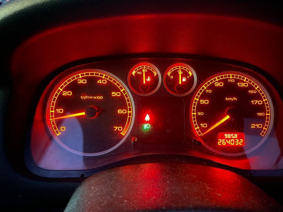 Продам Peugeot 307