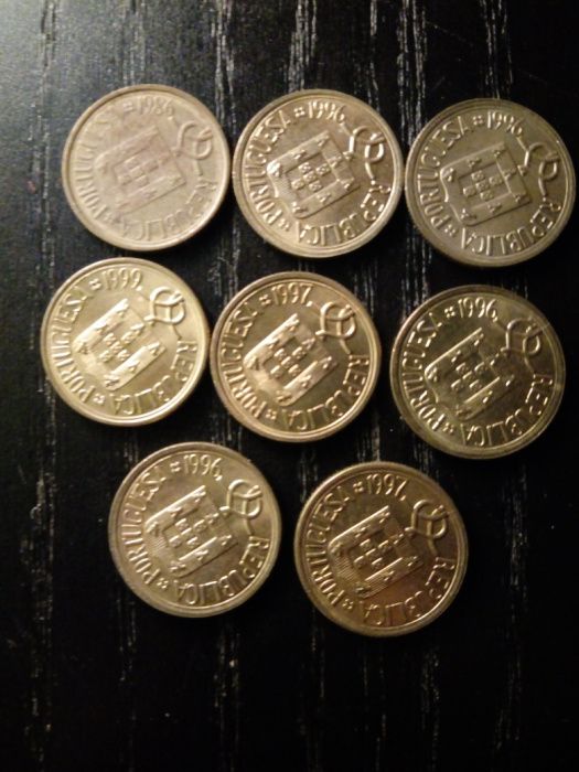 Conjunto 8 Moedas de 1 escudo