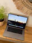 Apple MacBook Pro 16” M1 Pro 16GB RAM 1TB SSD ubezpiecznie Apple Care+