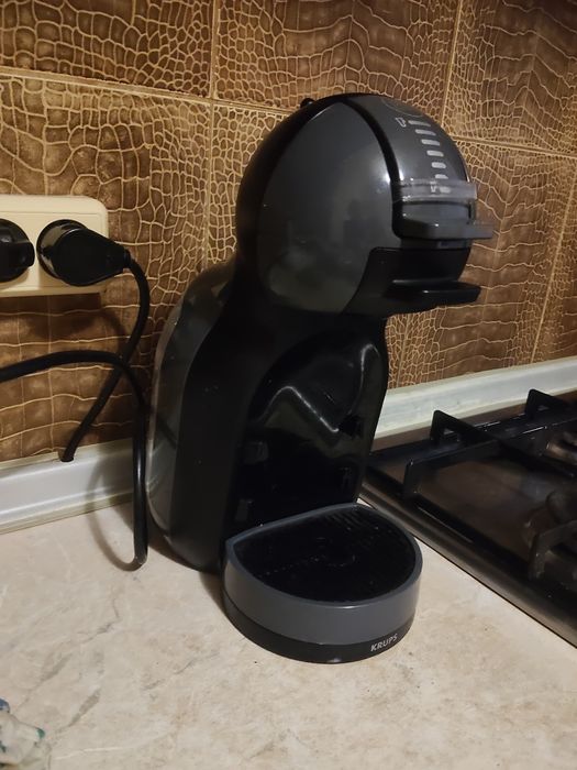 Кавоварка капсульна Dolce gusto