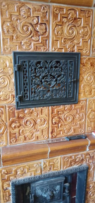 Piec kaflowy zabytkowy