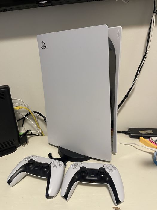 Playstation 5 + 2 Comando