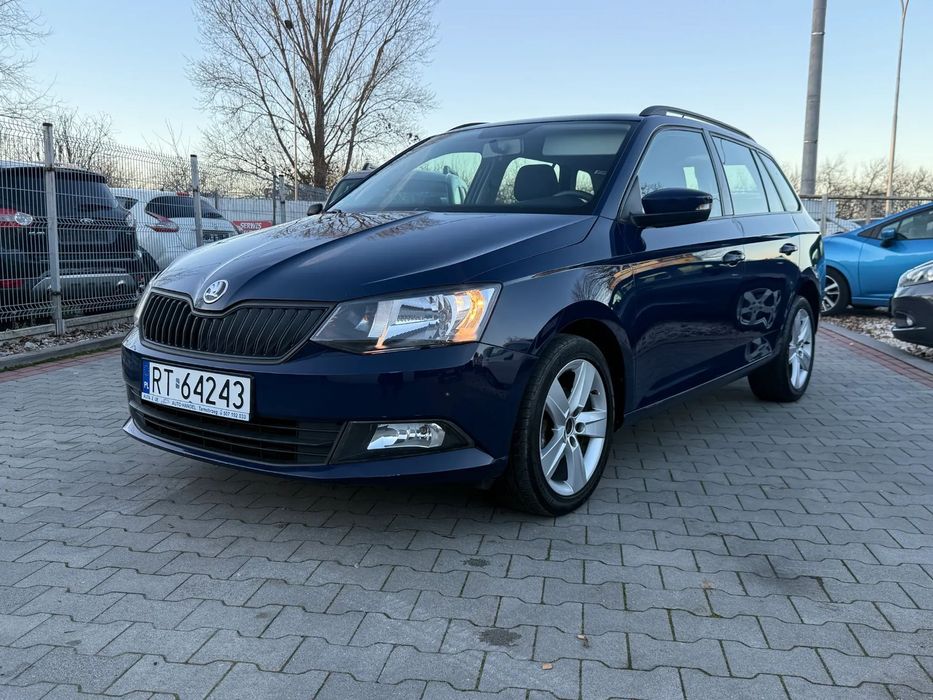 Skoda Fabia STAN BDB * grzane fotele * klima * zarejestrowana