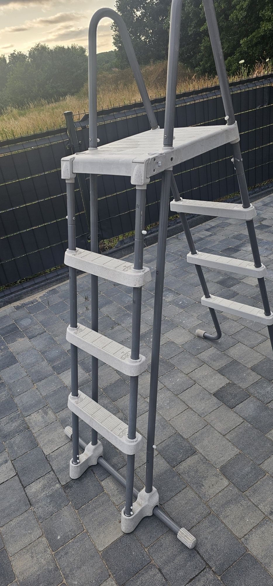 Sprzedam stelaż do basenu Intex 122x450 + drabina