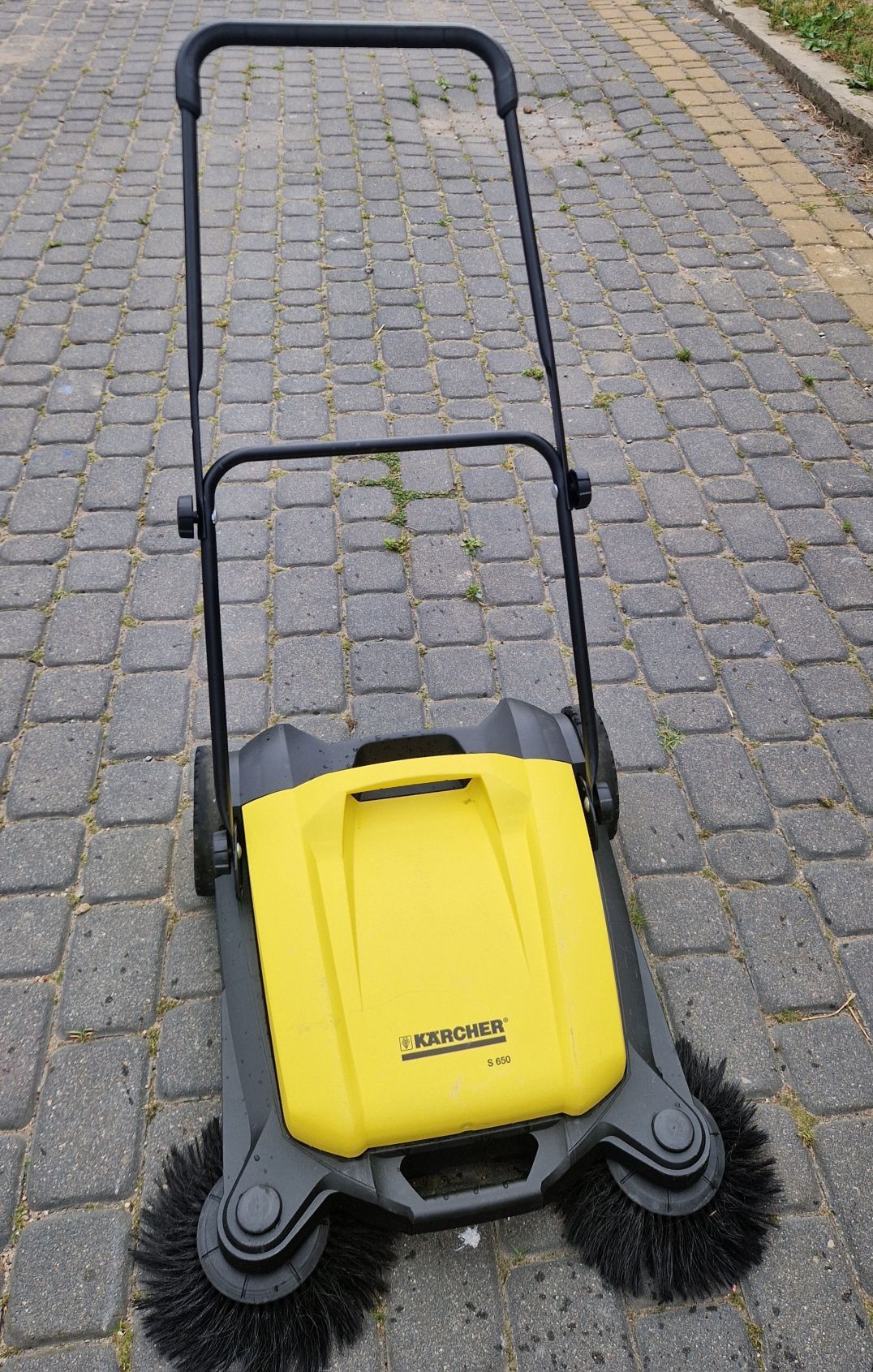 Zamiatarka karcher s650