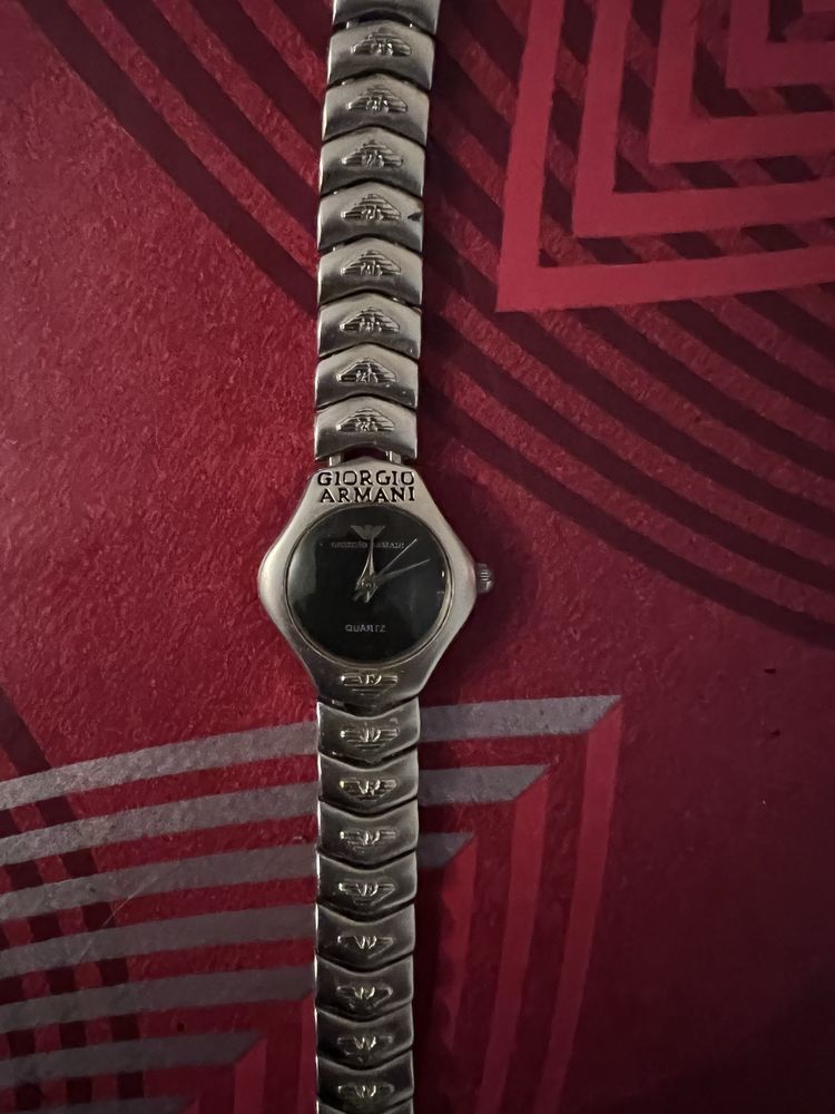 Relogio giorgio armani bom estado