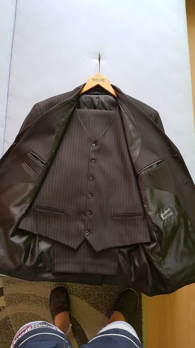 Srzedam alegancki garnitur