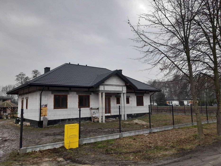 Dekarz, DACHY, usługi dekarskie, montaż okien dachowych ,remonty