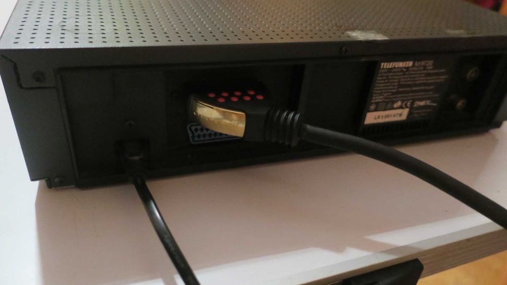 Video magnetowid Telefunken M9720