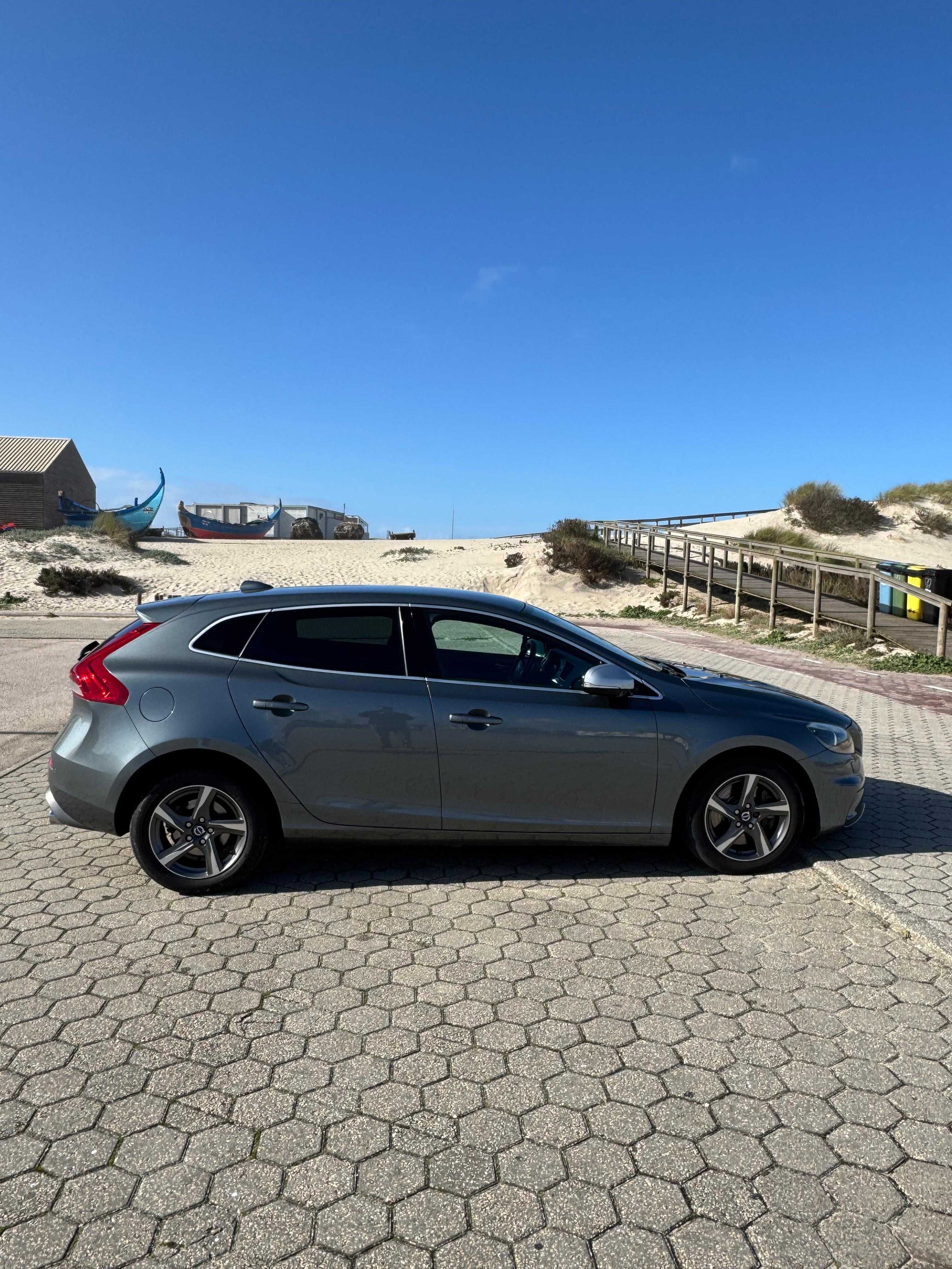 Volvo V40 D4 R-Design 190cv 2.0 gasóleo